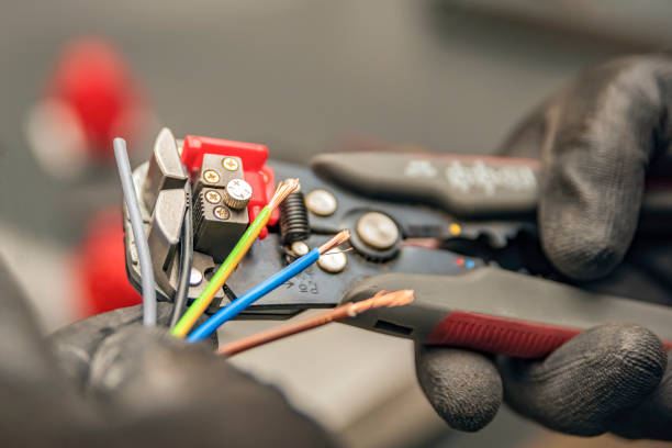 Best Ceiling Fan Installation Electrician  in De Smet, SD